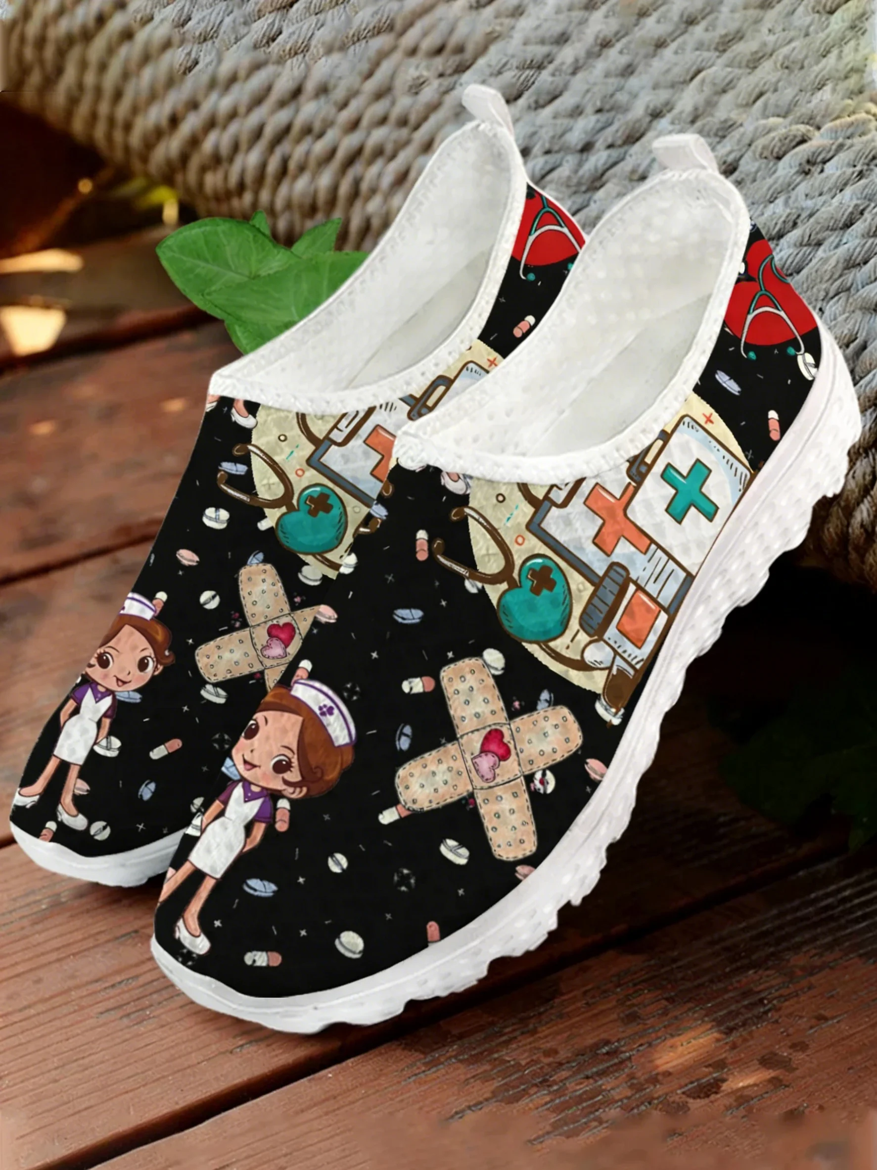 Cute Nurse Doctor Medical Prin - Women Shoes Tennis ulasan dan harga